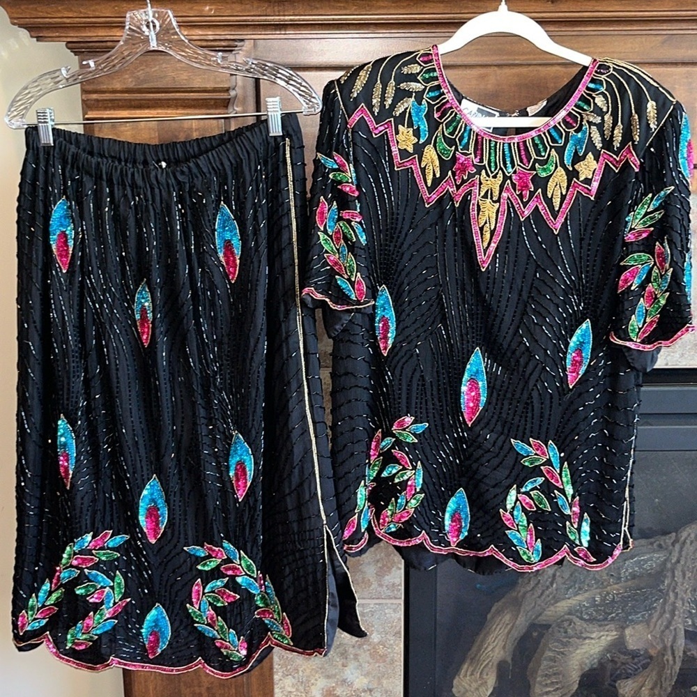 Vintage peacock all over silk beaded sequin top and skirt set glamour est XL